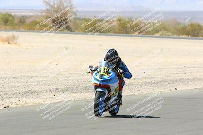 media/Apr-17-2022-CVMA (Sun) [[f474cfa795]]/Race 14 500 Supersport-350 Supersport (Holeshot)/